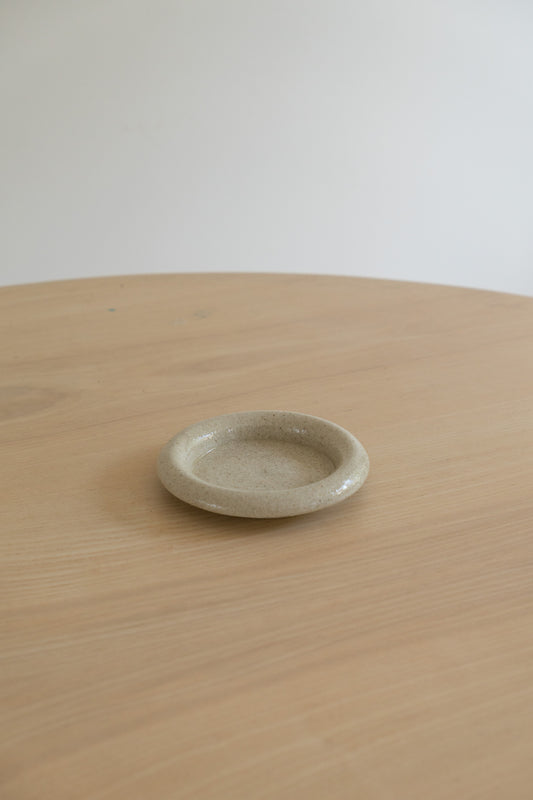 Rolled Rim Plate - Vanilla, Small I