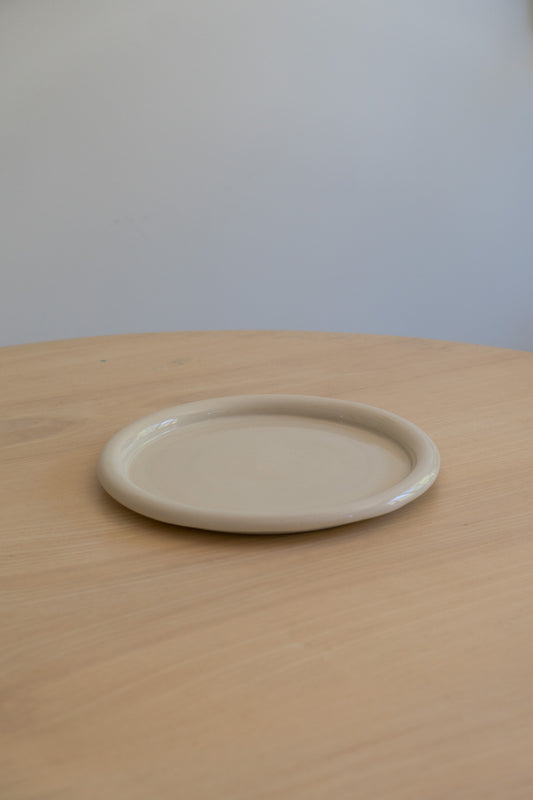 Rolled Rim Plate - Beige, Large
